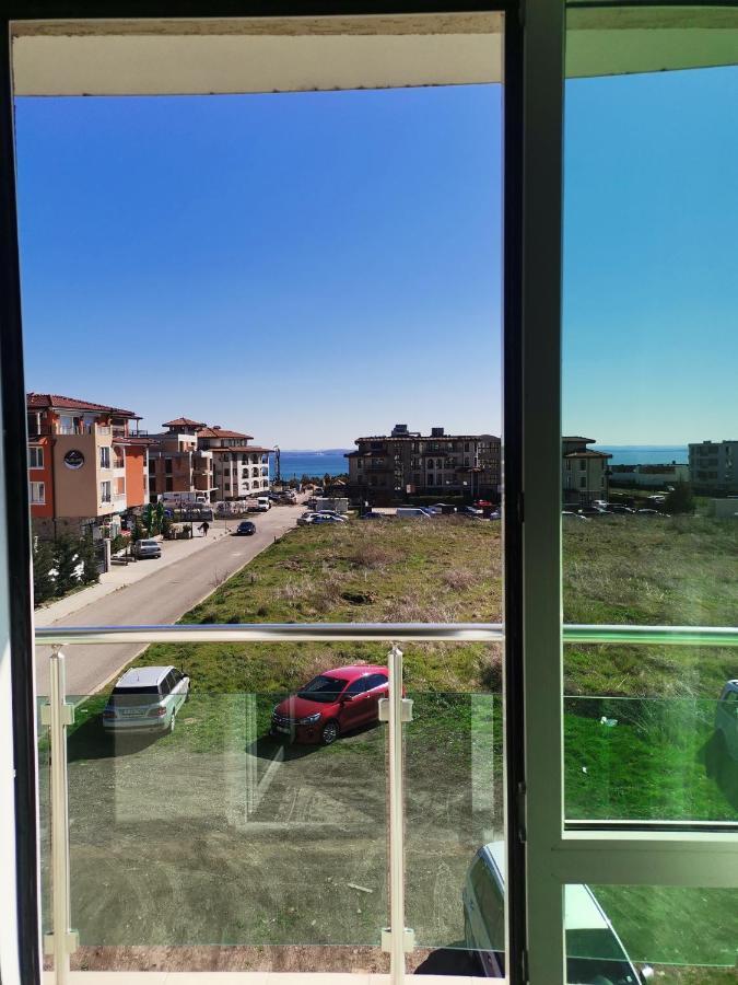 Ferienwohnung Clara Sea View Burgas City Exterior foto