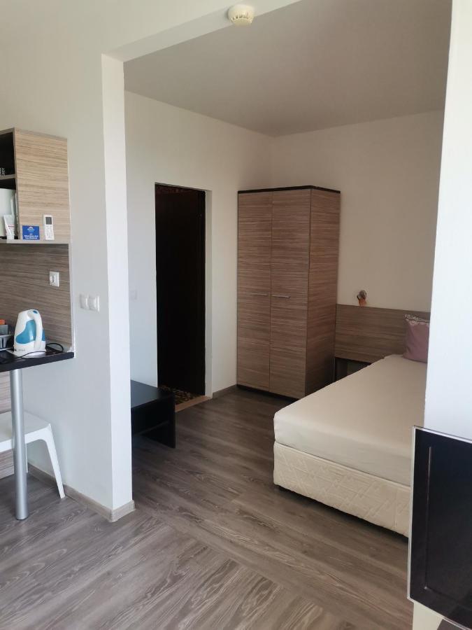 Ferienwohnung Clara Sea View Burgas City Exterior foto