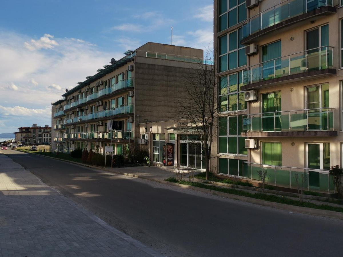 Ferienwohnung Clara Sea View Burgas City Exterior foto
